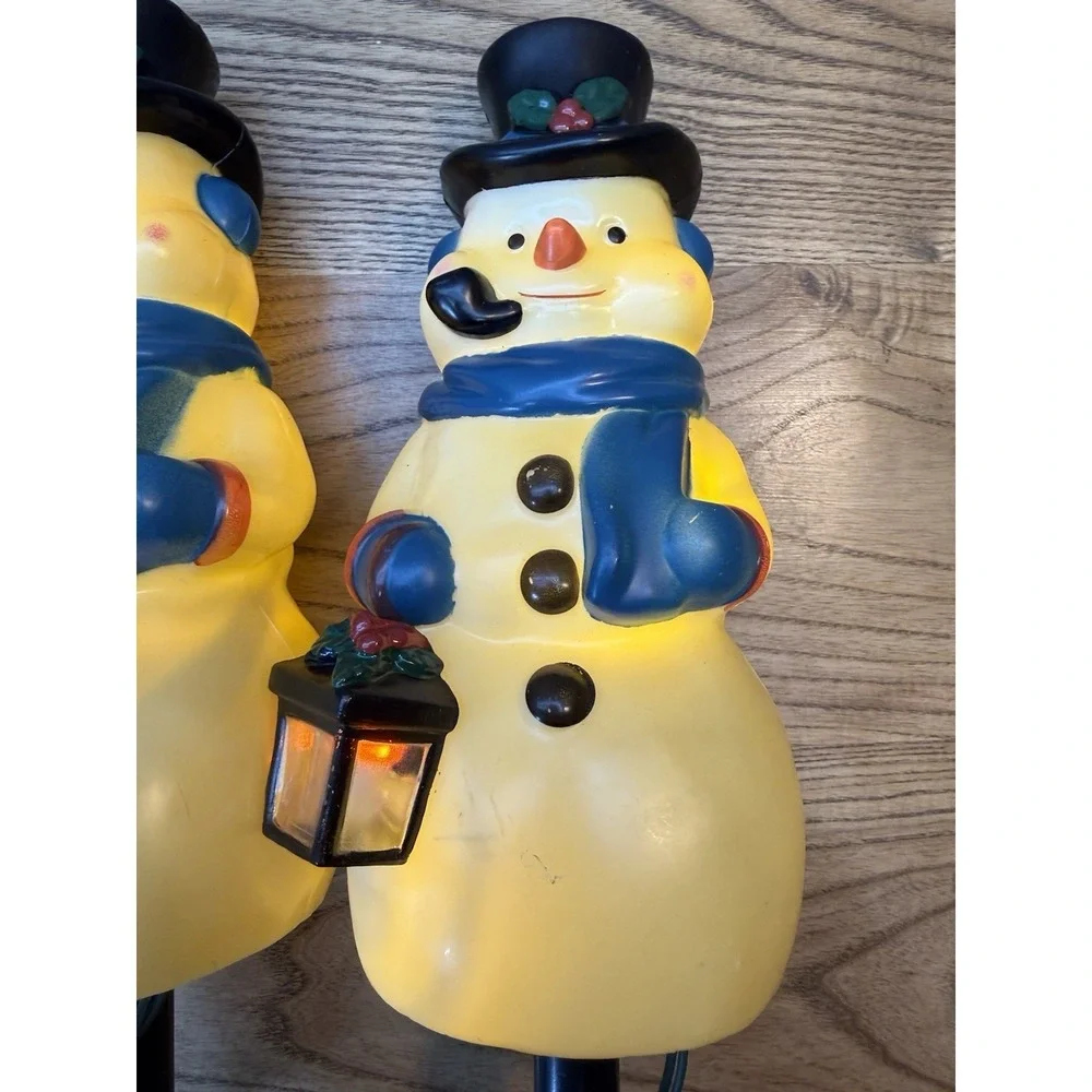 Vintage Blow Mold Snowman Pathway Lights Yard Stakes 4 Snowmen